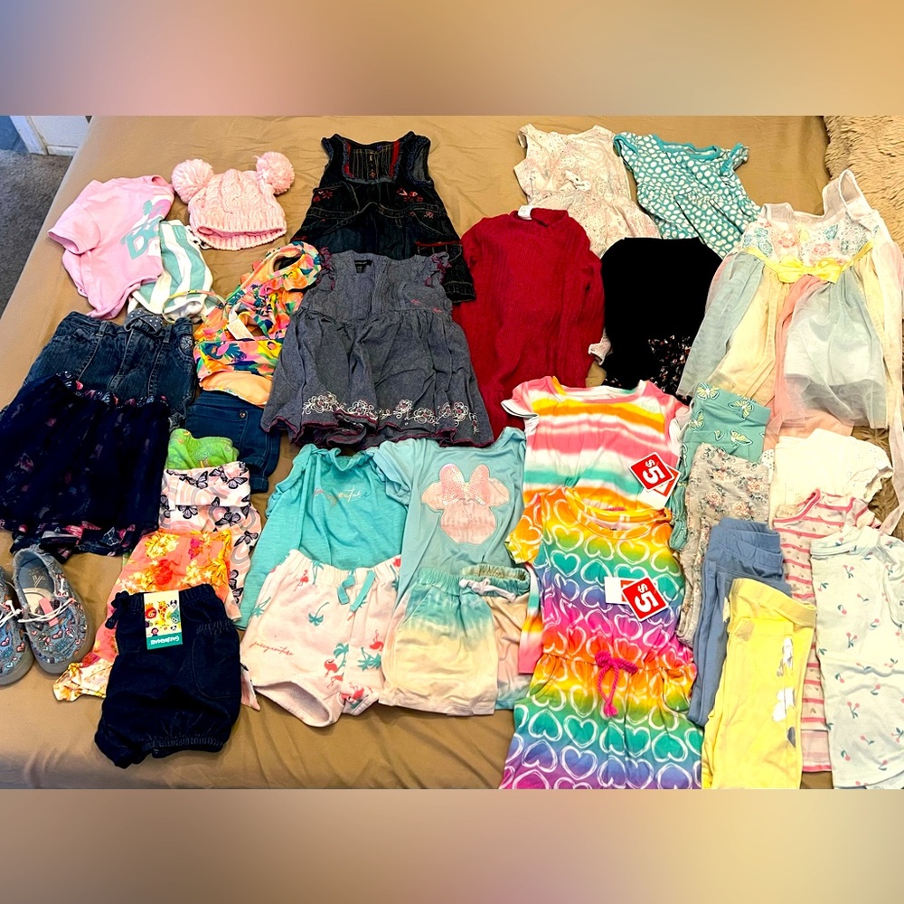 Girls clothing bundle 2T & 3T